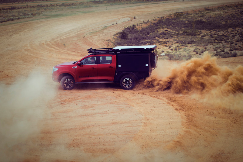 開著二炮去宿營(yíng)什么感受？