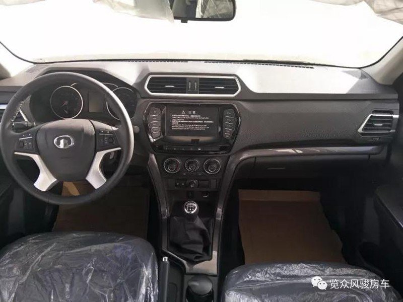 這么大的床,房車(chē)上少見(jiàn),趕緊選 這么大的床,房車(chē)上少見(jiàn),趕緊選