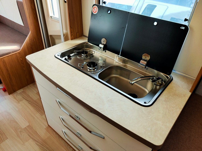 新品上市，這款拖掛房車值得選擇