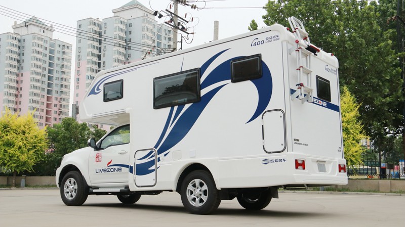 大床、大客廳得房車，四驅、動力好