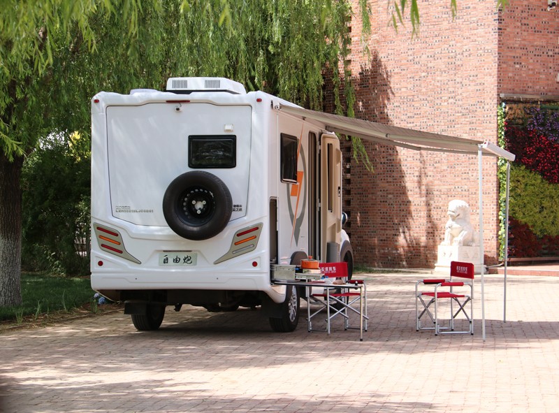 不只有空間，這臺房車還有哪里？