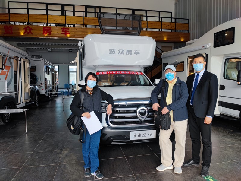 炮營(yíng)集合，連看自由炮房車(chē)