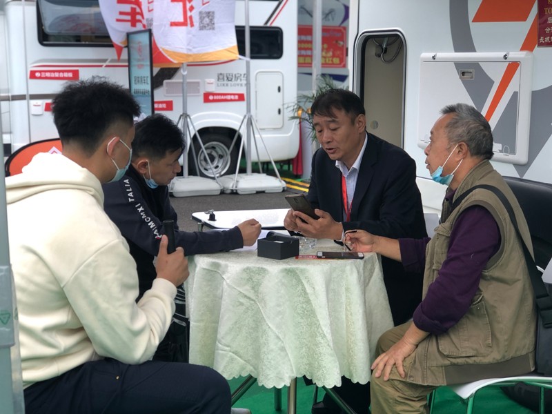 性能滿格，自由炮憑實力圈粉