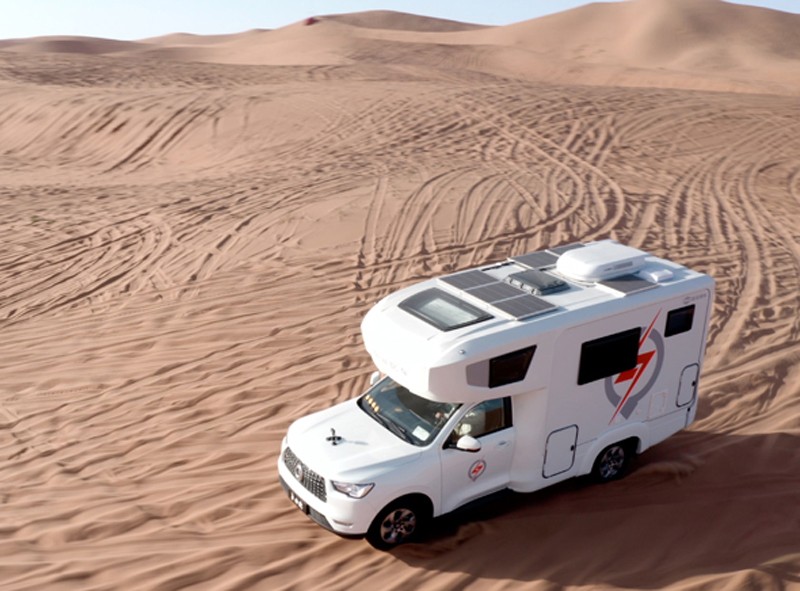 極致動(dòng)力、四驅(qū)越野,樣樣都強(qiáng),就是這款房車 極致動(dòng)力、四驅(qū)越野,樣樣都強(qiáng),就是這款房車