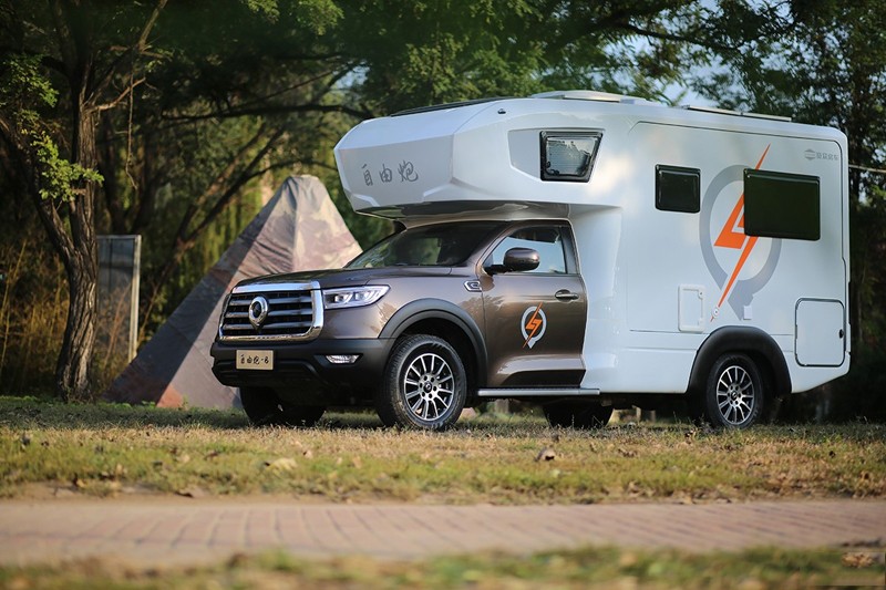 開(kāi)有顏有料的房車(chē)什么感覺(jué)？